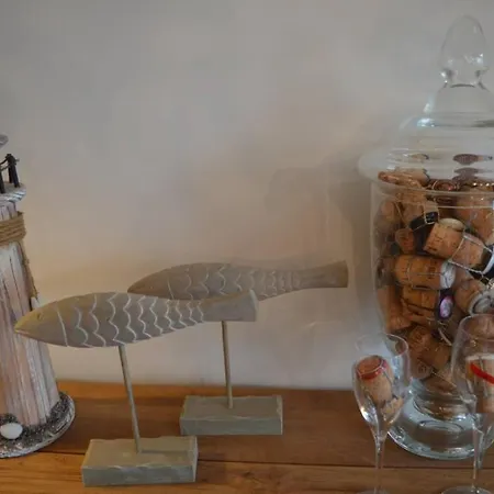 Nieuwbouwappartement Met Zeezicht In Bad コクセッド